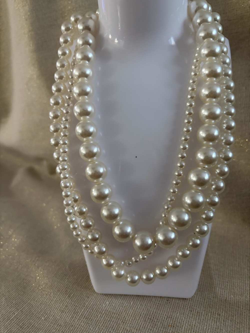 Classic White Pearl Triple-Strand Necklace - Elegant Women's Jewelry - Picture 2 of 6